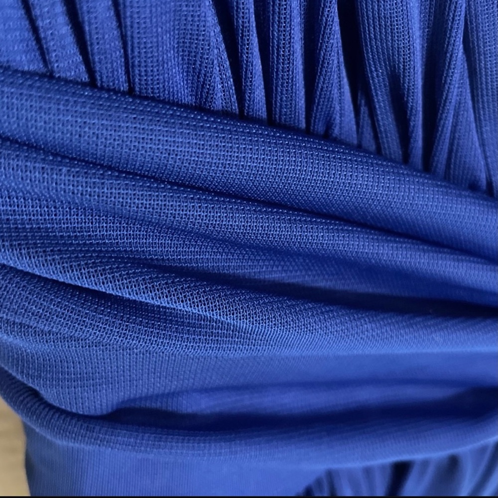 I am selling a long blue dress